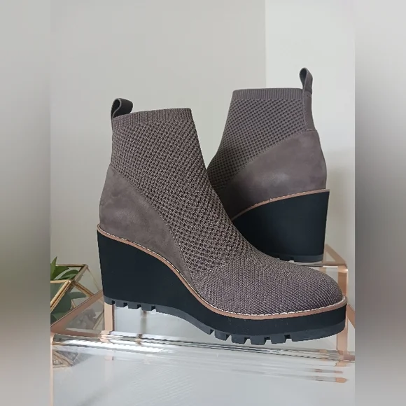 NWT Eileen Fisher - London Knit Wedge Boots - Picture 5 of 9